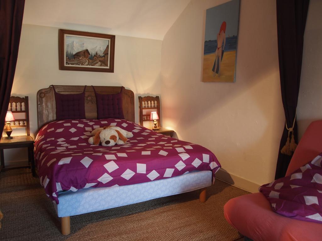 Chambres Et Tables D'Hotes A L'Auberge Touristique Meuvaines Exterior foto