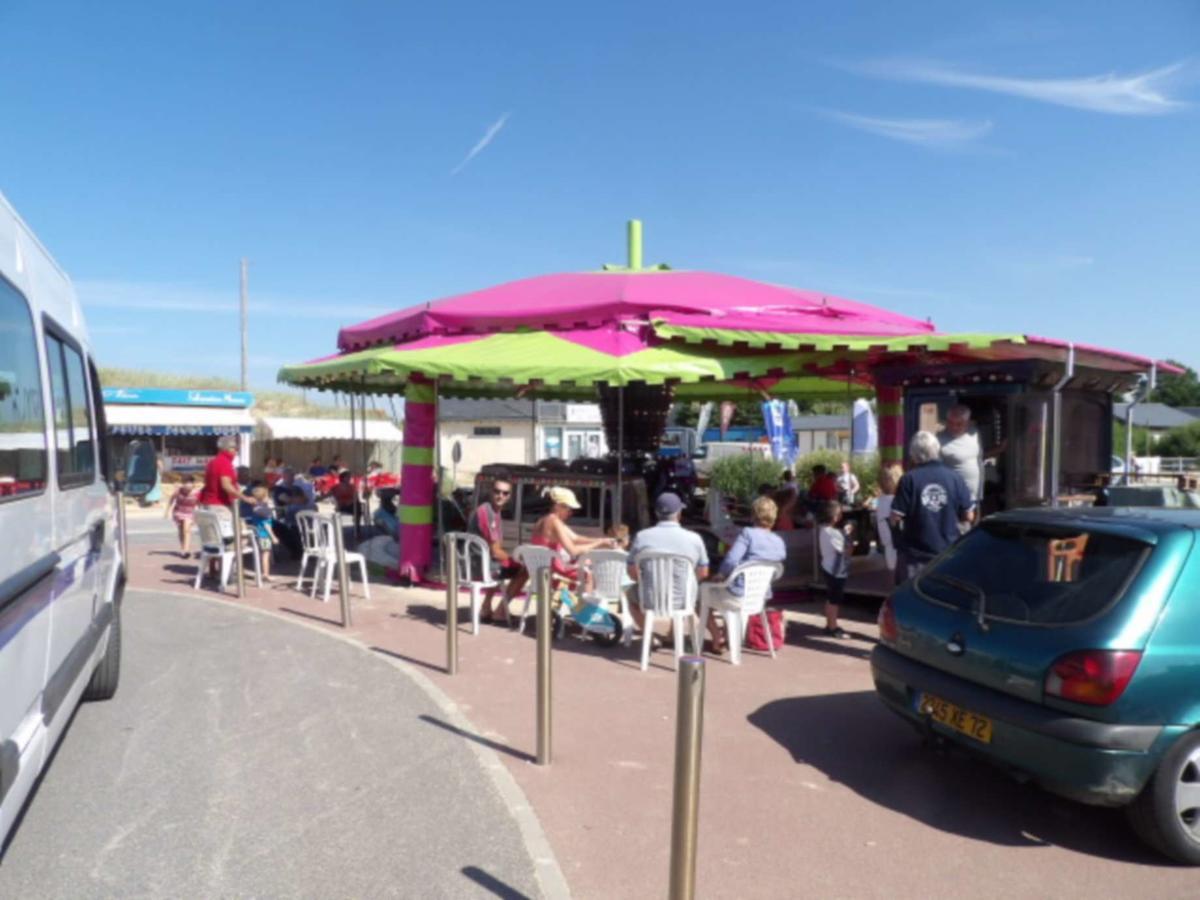 Chambres Et Tables D'Hotes A L'Auberge Touristique Meuvaines Exterior foto